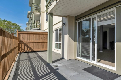 Hot Tub / Spa Photo of 220 15735 Croydon Drive, Surrey, BC