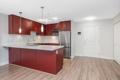 Primary Bathroom Photo of 220 15735 Croydon Drive, Surrey, BC