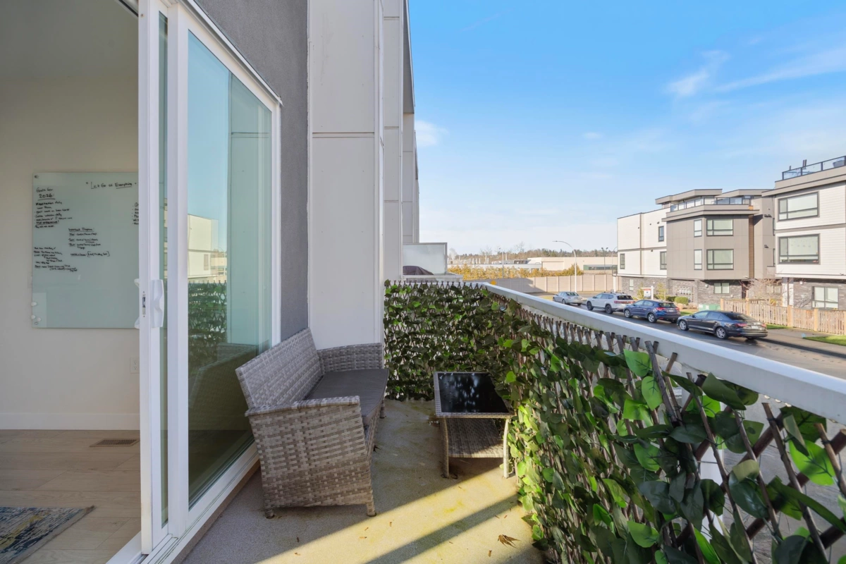 Laundry Room Photo of 6 19628 55a Avenue, Langley, BC