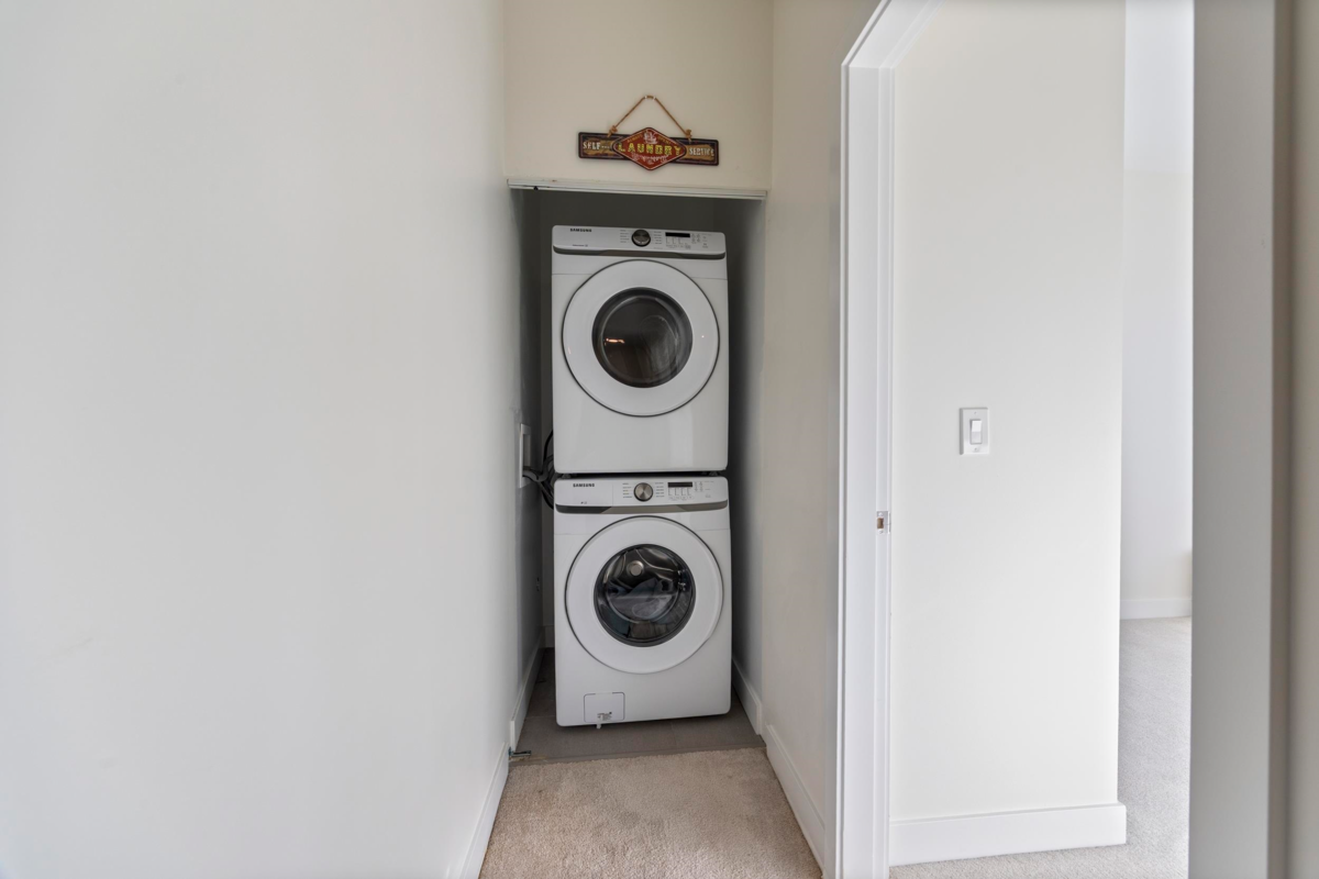 Outdoor Deck Photo of 6 19628 55a Avenue, Langley, BC