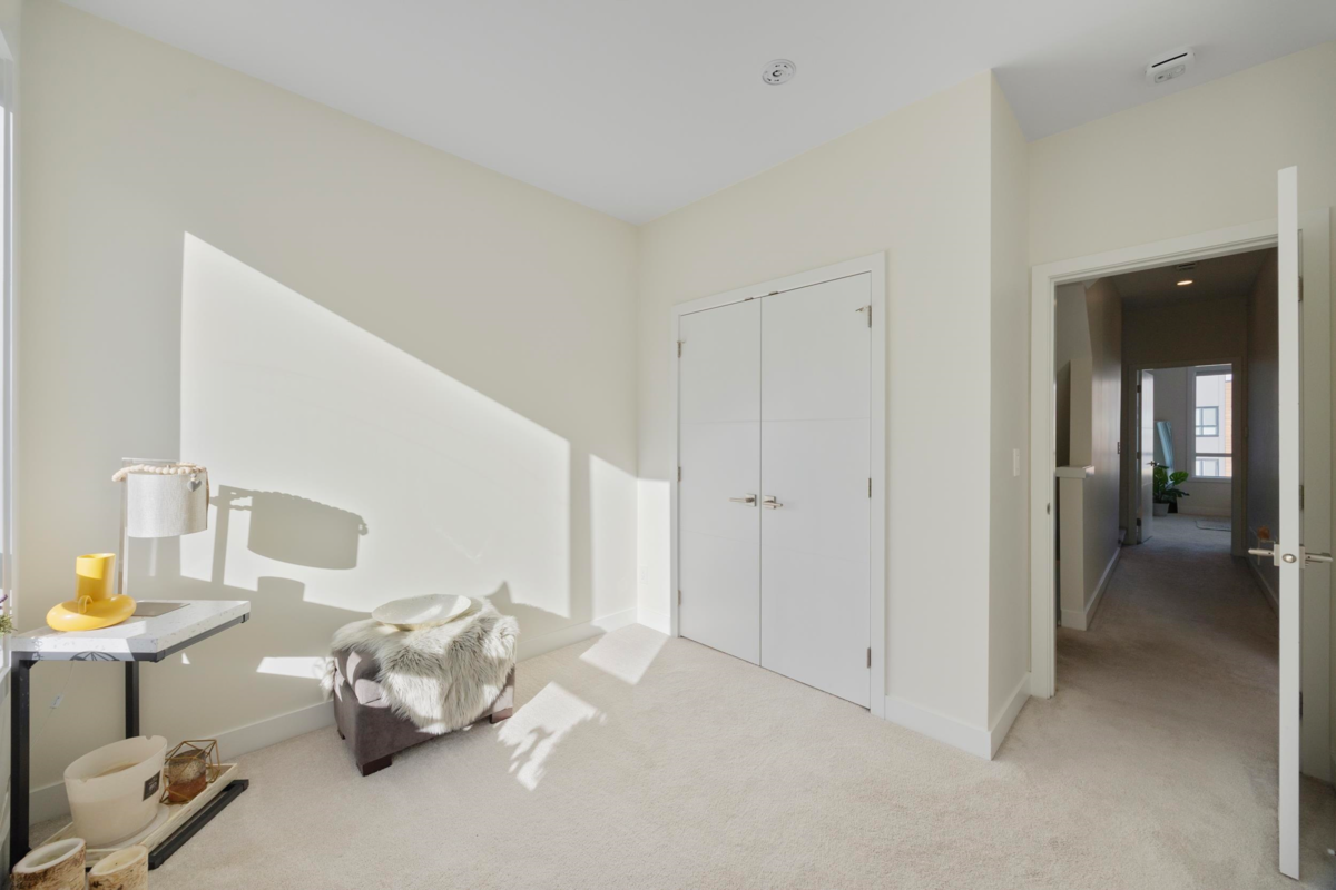 Staircase Photo of 6 19628 55a Avenue, Langley, BC