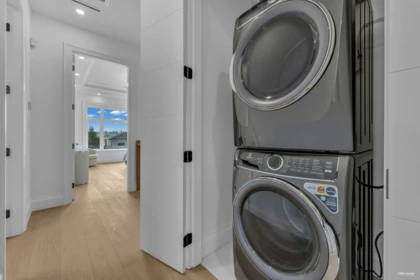 Hot Tub / Spa Photo of 2246 W 20th Avenue, Vancouver, BC