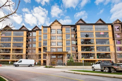 526 8157 207 Street, Langley, BC, Langley — Apartment/Condo for sale