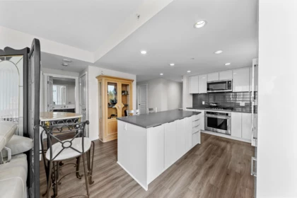 1001 3096 Windsor Gate, Coquitlam, BC