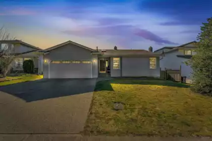 34860 Gleneagles Place, Abbotsford, BC, Abbotsford East — 4 bed single family residence for sale