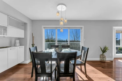 Kitchen Photo of 34860 Gleneagles Place, Abbotsford, BC