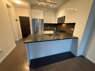 302 15137 33 Avenue, Surrey, BC