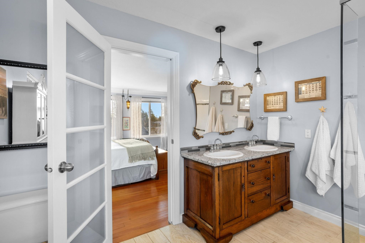 Laundry Room Photo of 407 Delmont Street, Coquitlam, BC