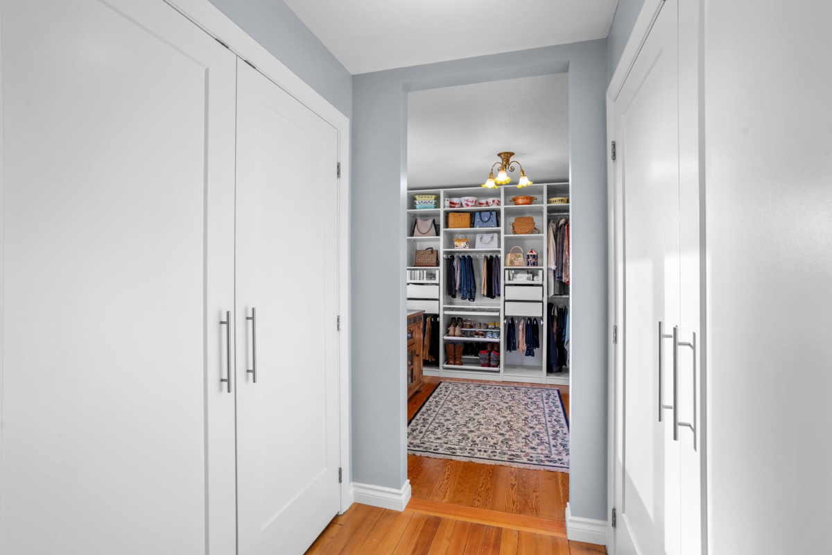 Mudroom Photo of 407 Delmont Street, Coquitlam, BC