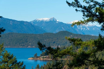 Office / Den Photo of 1684 Whitesails Drive, Bowen Island, BC