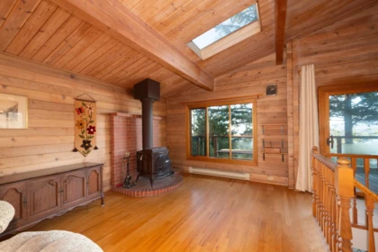 Primary Bedroom Photo of 1684 Whitesails Drive, Bowen Island, BC