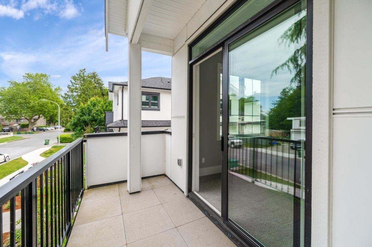 Staircase Photo of 9 9500 Garden City Road, Richmond, BC