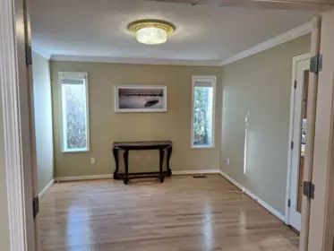Kitchen Island Photo of 14975 83a Avenue, Surrey, BC