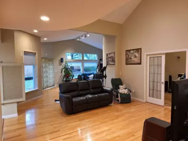 Kitchen Photo of 14975 83a Avenue, Surrey, BC