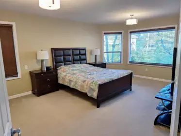 Walk-In Closet Photo of 14975 83a Avenue, Surrey, BC