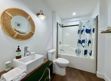 Basement Recreation Room Photo of 605 Woodland Avenue, Gibsons, BC