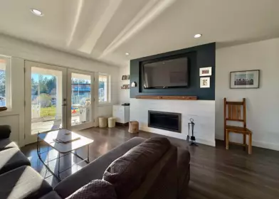 Loft / Bonus Room Photo of 605 Woodland Avenue, Gibsons, BC