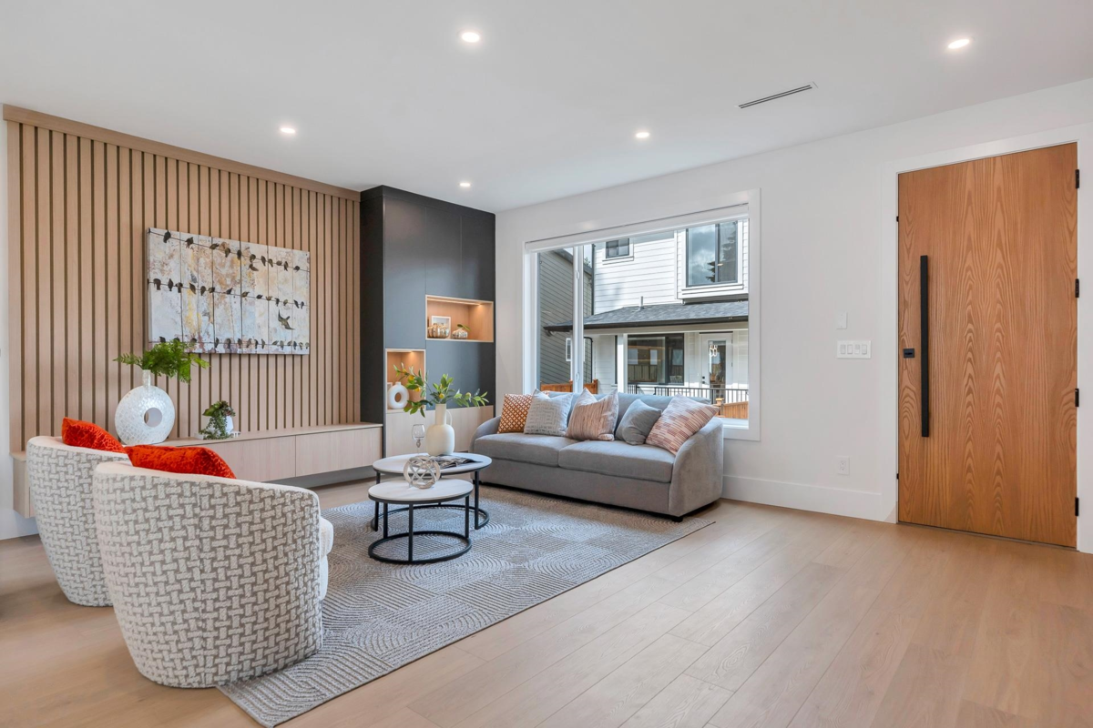 Primary Bathroom Photo of 4 7750 Mayfield Street, Burnaby, BC