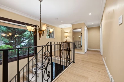 Loft / Bonus Room Photo of 1375 Burnside Road, West Vancouver, BC
