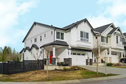 11315 230 Street, Maple Ridge, BC, East Central — 5 bed single family residence for sale