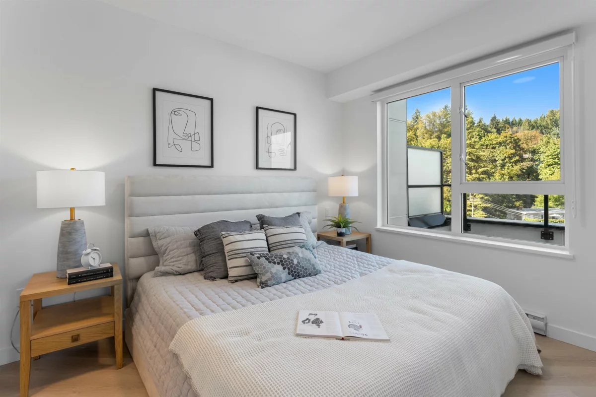 Basement Recreation Room Photo of 604 2002 St. George Street, Port Moody, BC