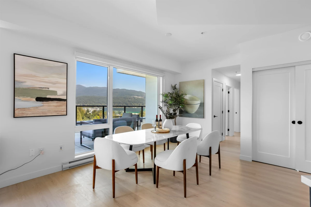 Kitchen Photo of 604 2002 St. George Street, Port Moody, BC