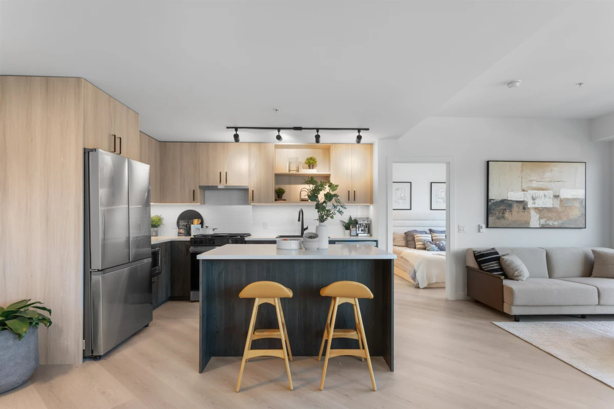 Primary Bathroom Photo of 604 2002 St. George Street, Port Moody, BC