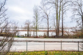 207 3162 Riverwalk Avenue, Vancouver, BC