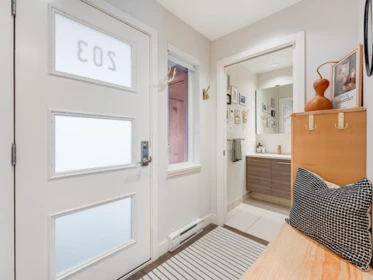 203 3456 Commercial Street, Vancouver, BC, Vancouver — Apartment/Condo for sale