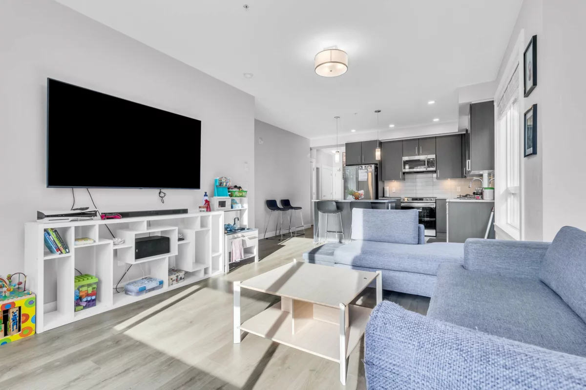 Pantry Photo of 223 32690 14 Avenue, Mission, BC