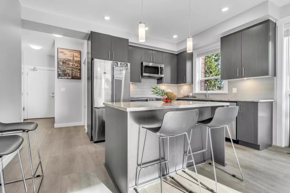 Primary Bedroom Photo of 223 32690 14 Avenue, Mission, BC