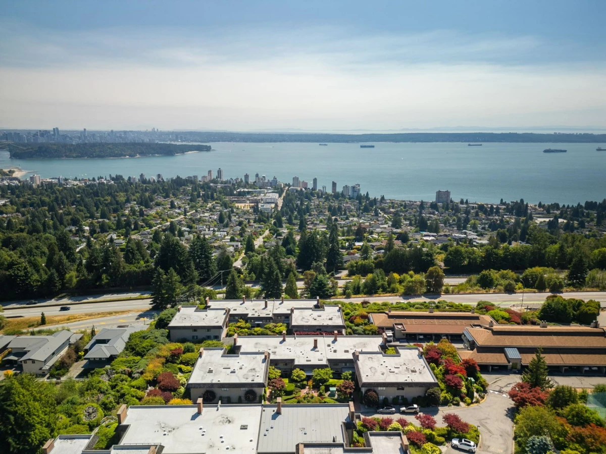 Fitness Center Photo Near 24 2214 Folkestone Way, West Vancouver, BC