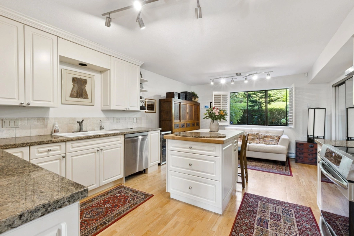 Loft / Bonus Room Photo of 24 2214 Folkestone Way, West Vancouver, BC