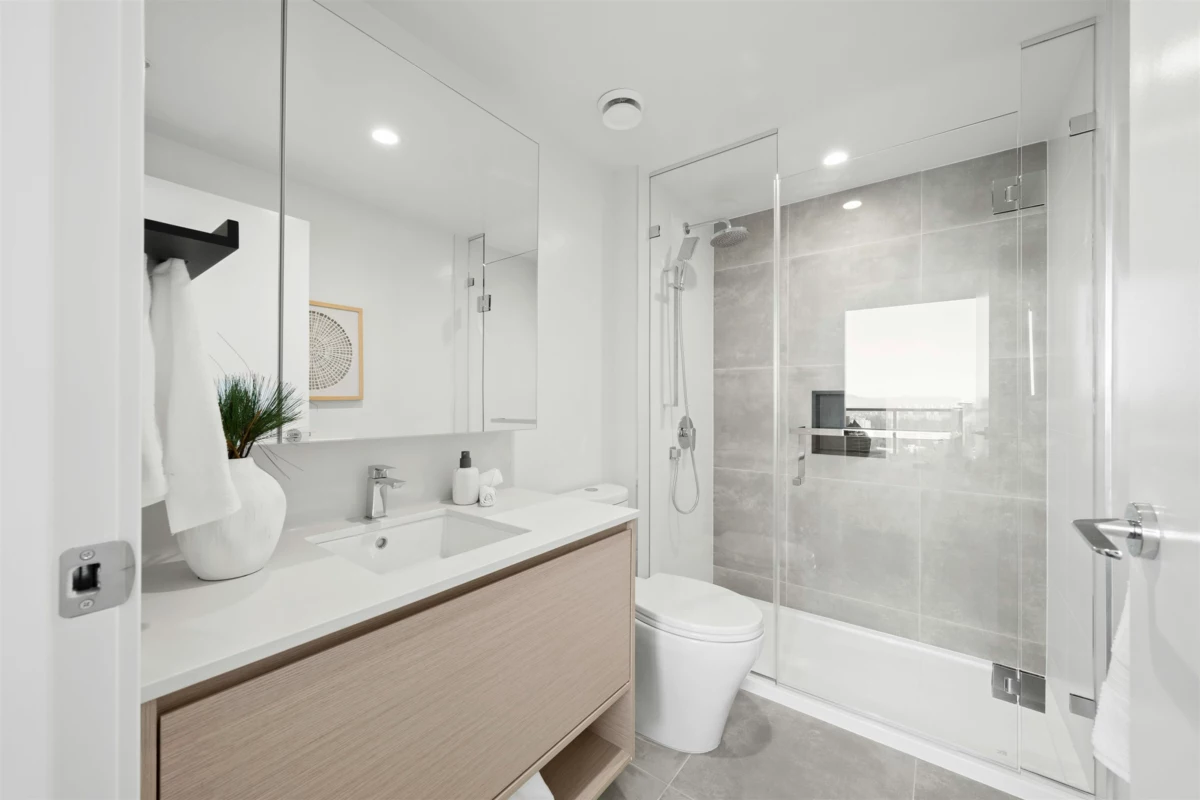 Powder Room Photo of 3303 13745 George Junction, Surrey, BC