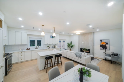 3462 Welwyn Street, Vancouver, BC, Victoria VE — 3 bed half duplex for sale