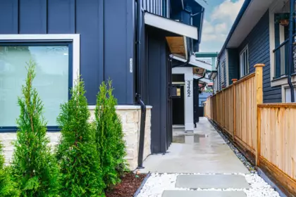 Garden / Landscaping Photo of 3462 Welwyn Street, Vancouver, BC