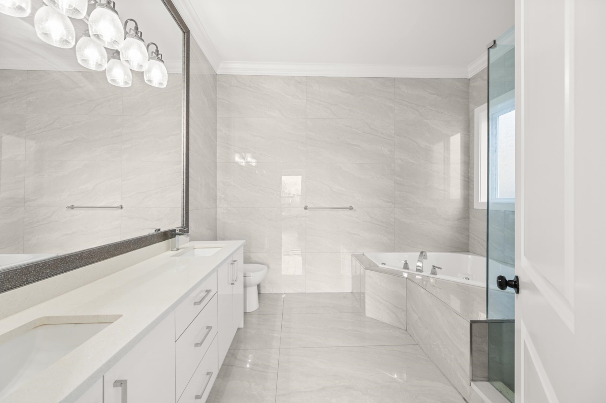 Backyard Photo of 11060 129 Street, Surrey, BC