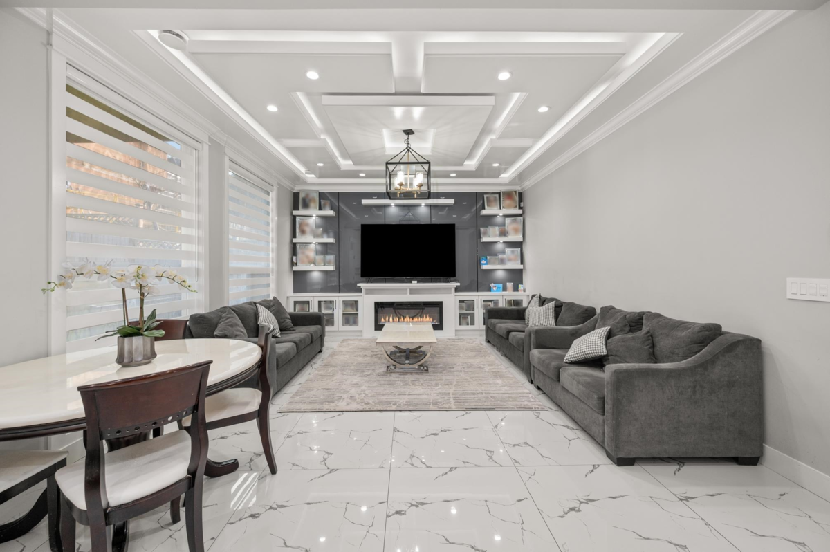 Breakfast Nook Photo of 11060 129 Street, Surrey, BC