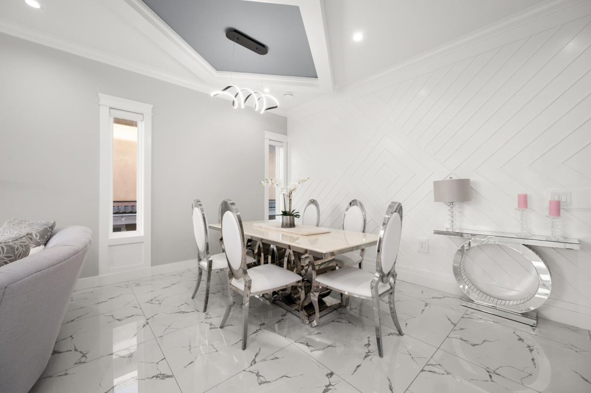 Kitchen Photo of 11060 129 Street, Surrey, BC