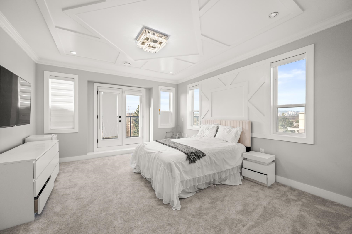 Laundry Room Photo of 11060 129 Street, Surrey, BC