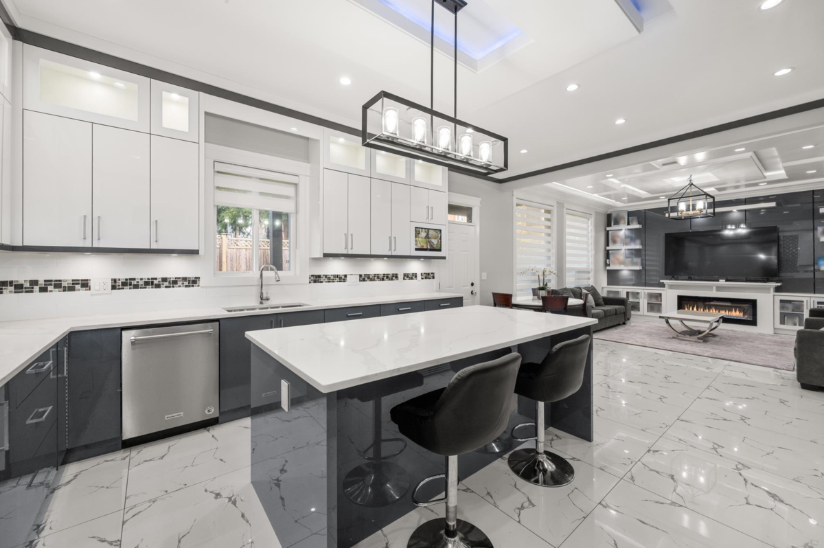 Powder Room Photo of 11060 129 Street, Surrey, BC