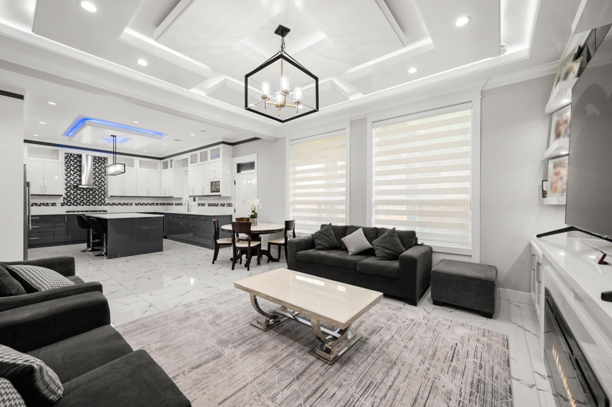 Primary Bathroom Photo of 11060 129 Street, Surrey, BC