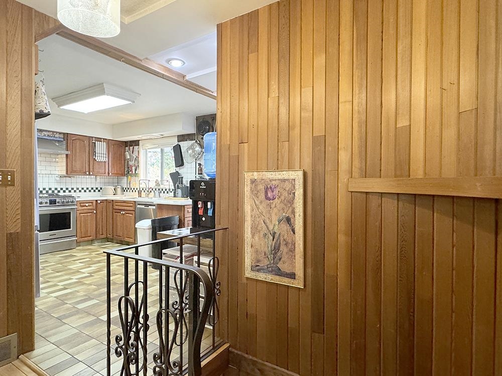 Mudroom Photo of 8140 Lucas Road, Richmond, BC