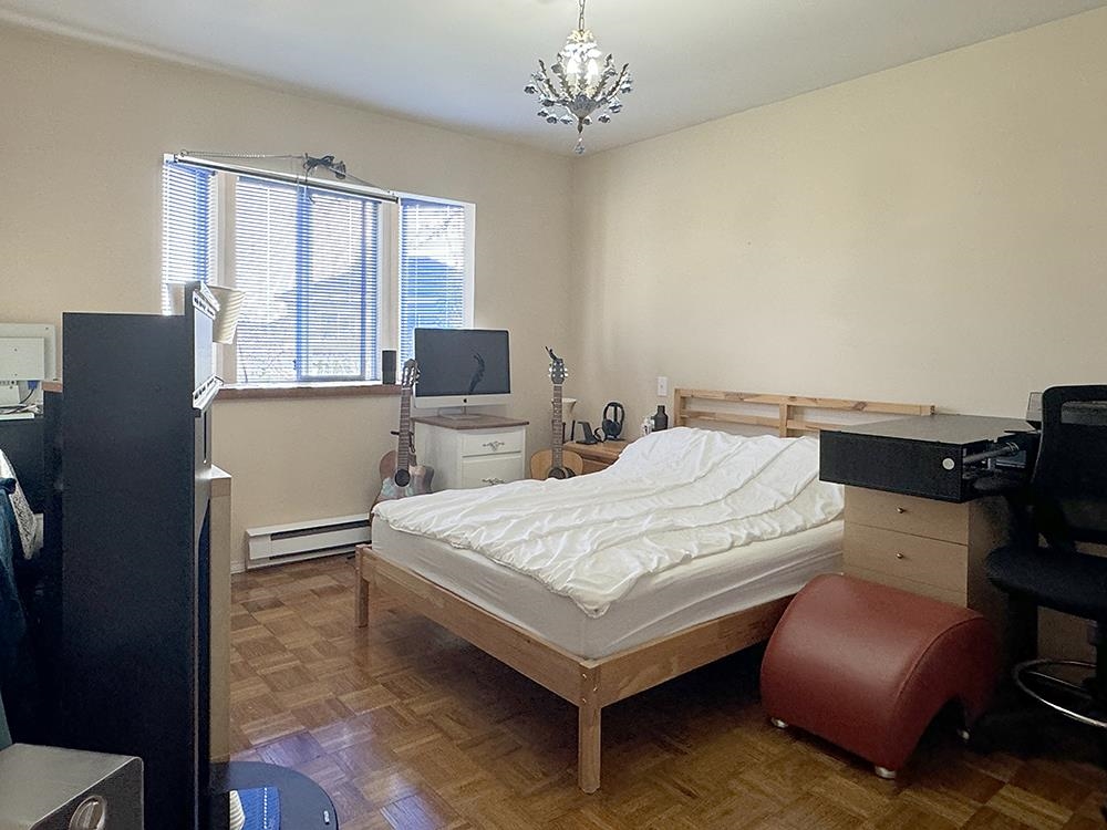 Powder Room Photo of 8140 Lucas Road, Richmond, BC