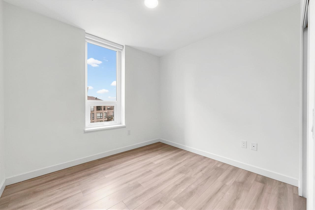 Hallway Photo of 1609 823 Carnarvon Street, New Westminster, BC