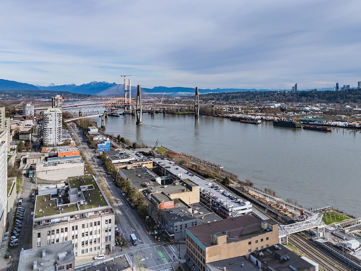 Hot Tub / Spa Photo of 1609 823 Carnarvon Street, New Westminster, BC