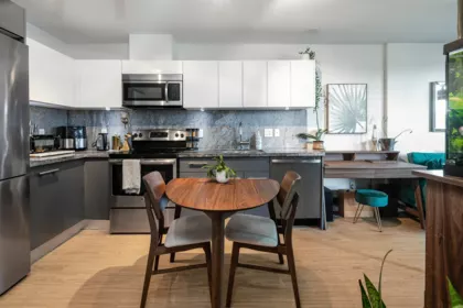 601 188 Keefer Street, Vancouver, BC