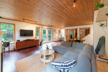 1479 Park Avenue, Roberts Creek, BC, Roberts Creek — Single Family Residence for sale