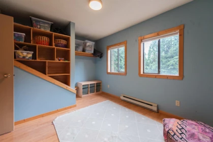 Laundry Room Photo of 1479 Park Avenue, Roberts Creek, BC