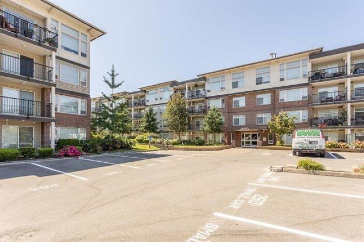 Hallway Photo of 412 46150 Bole Avenue, Chilliwack, BC